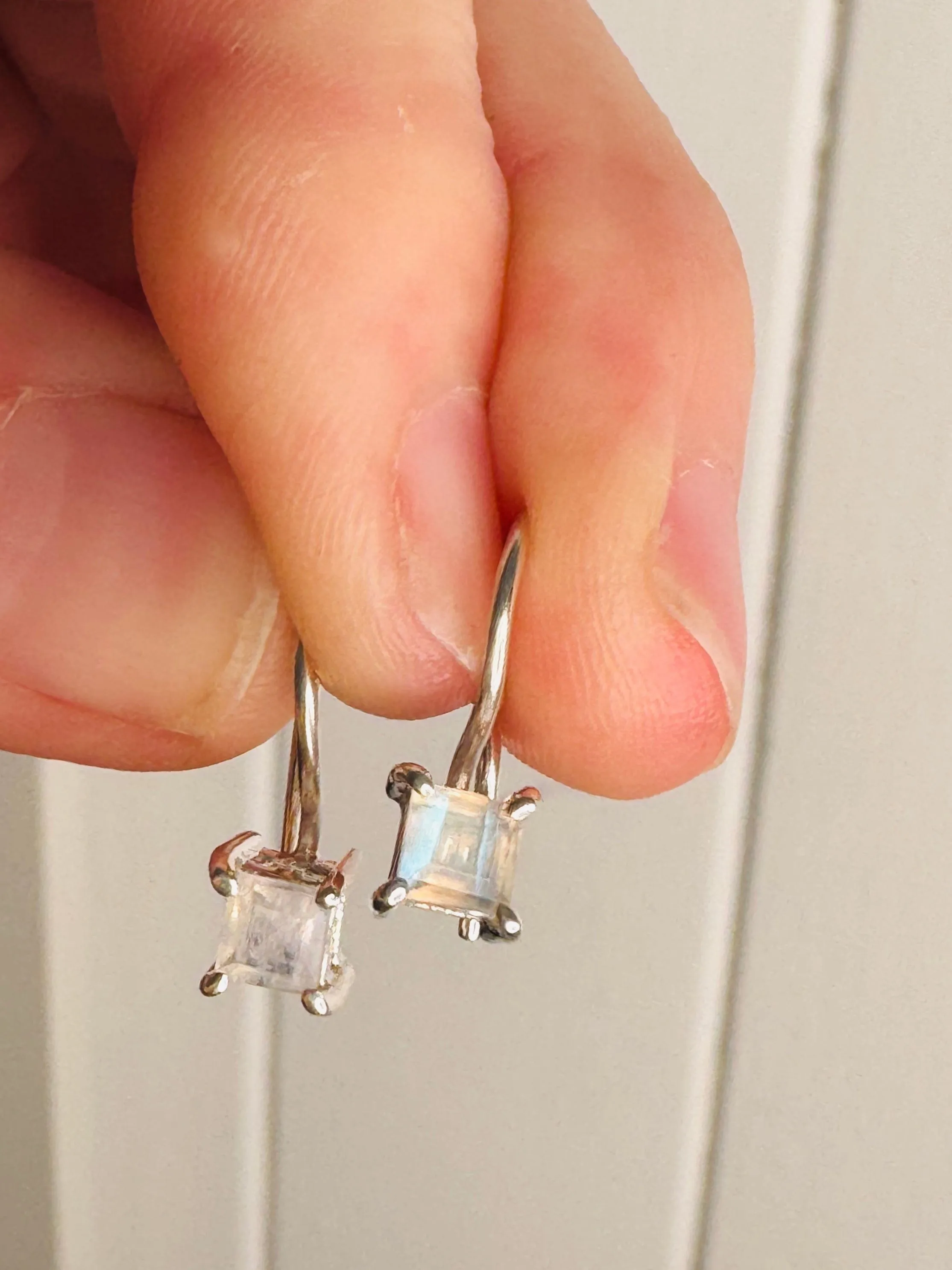 Birthstone Mini Drops - Moonstone