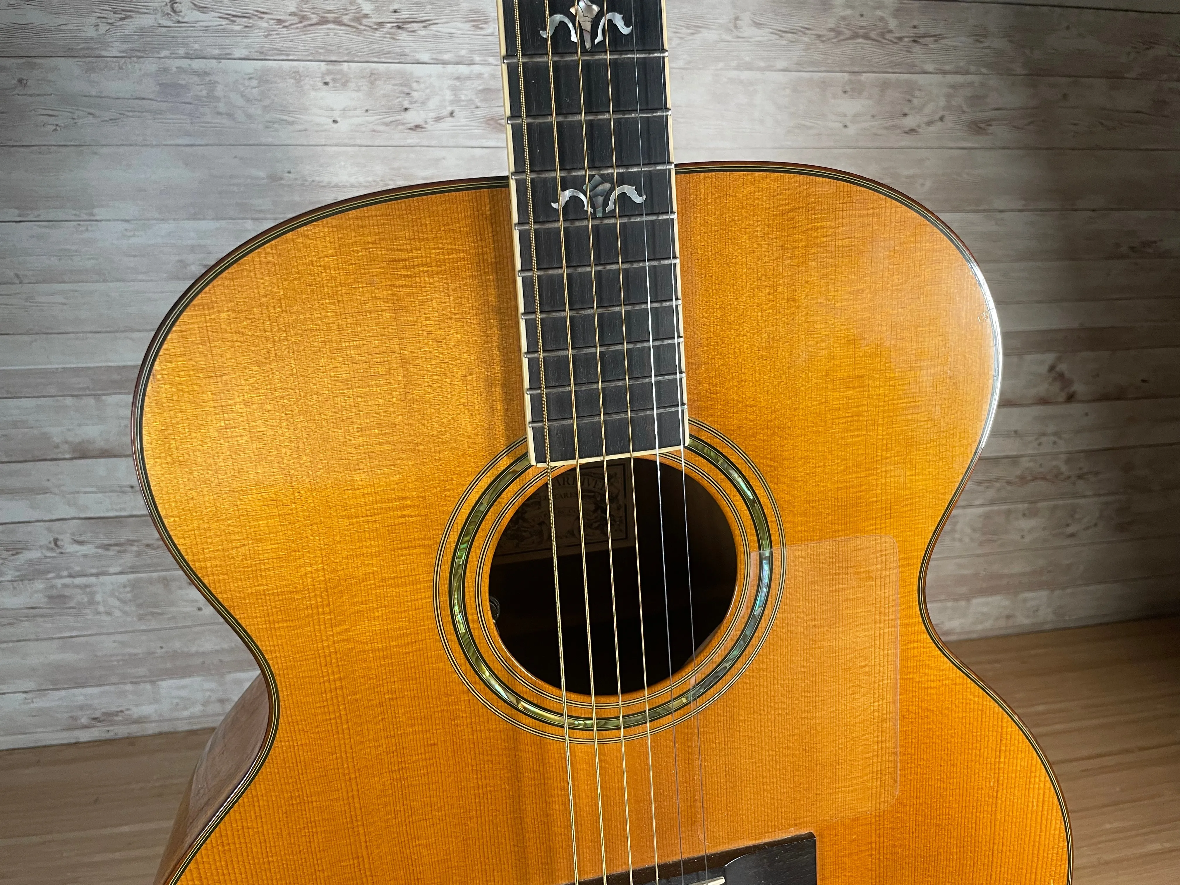 Larrivee J-19 Koa Jumbo Acoustic with Electronics Used
