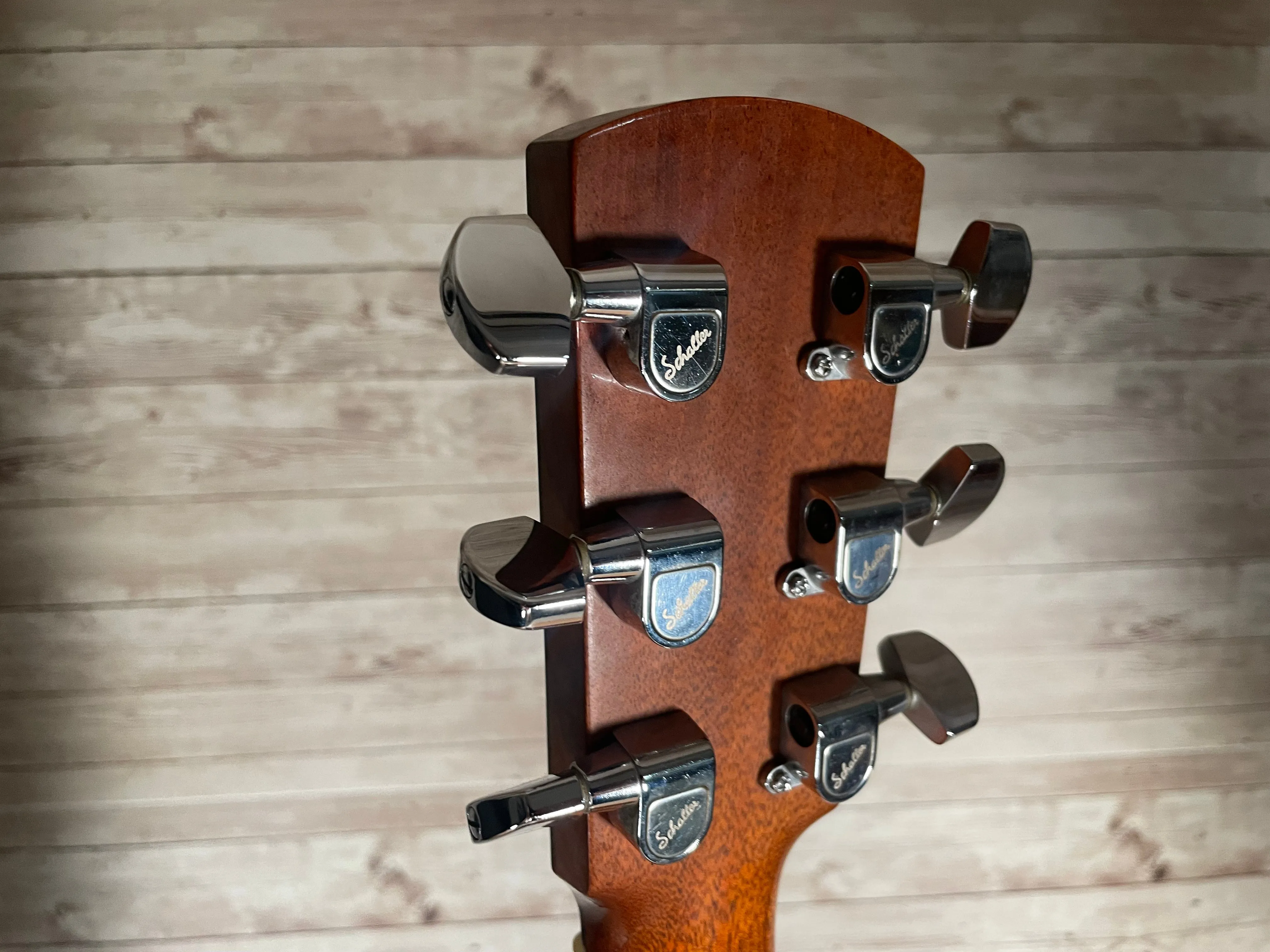 Larrivee J-19 Koa Jumbo Acoustic with Electronics Used