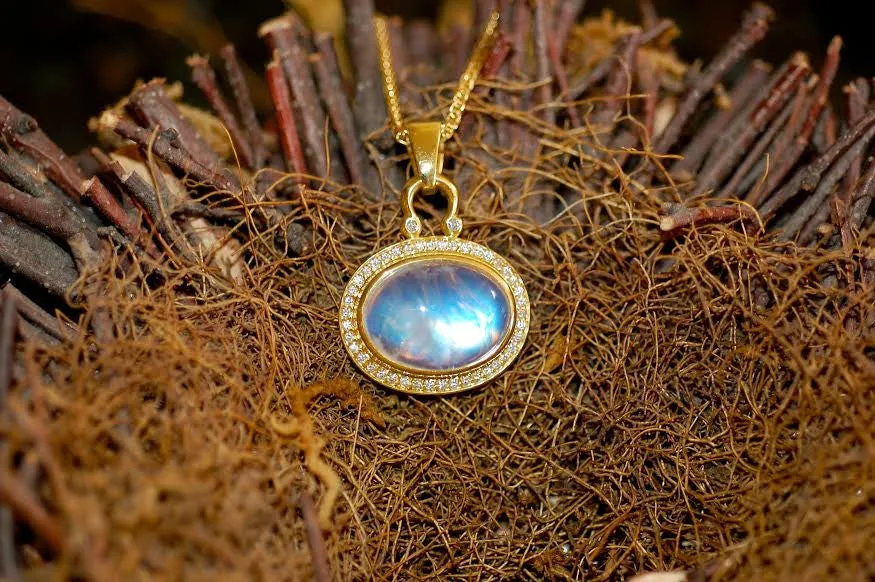Moonstone Madness Necklace