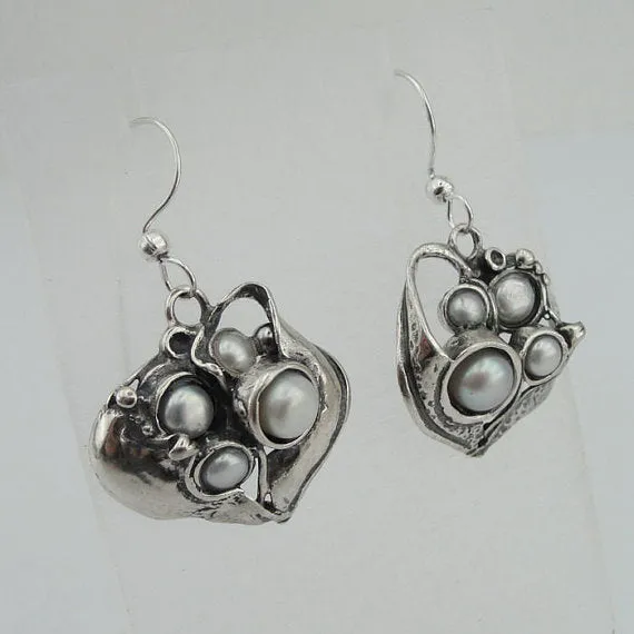 Stunning Handmade Sculpted Sterling Silver and Pearl Earrings (2118p)